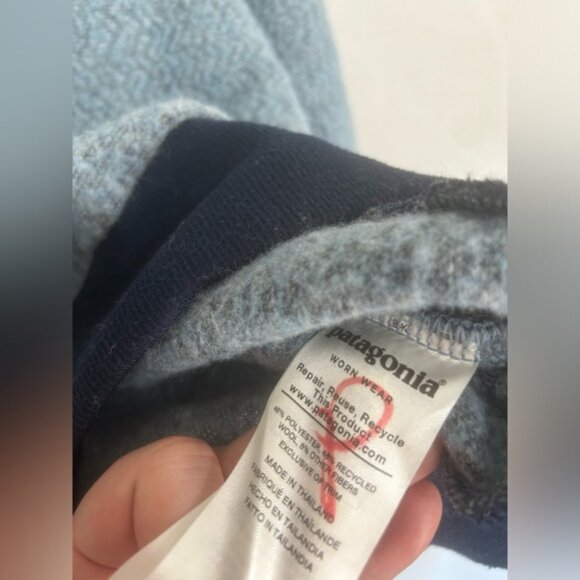 Patagonia half zip Woolyester Fleece Pullover - Picture 7 of 8